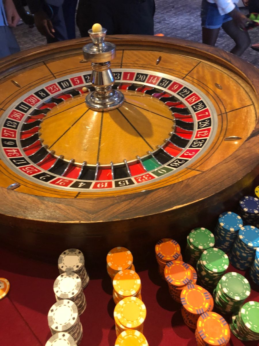 Tycoon Casino کھلاڑیوں کے لیے لائیو کیسینو سیکشن